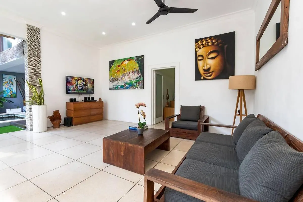 Buddha Beach Villa Seminyak