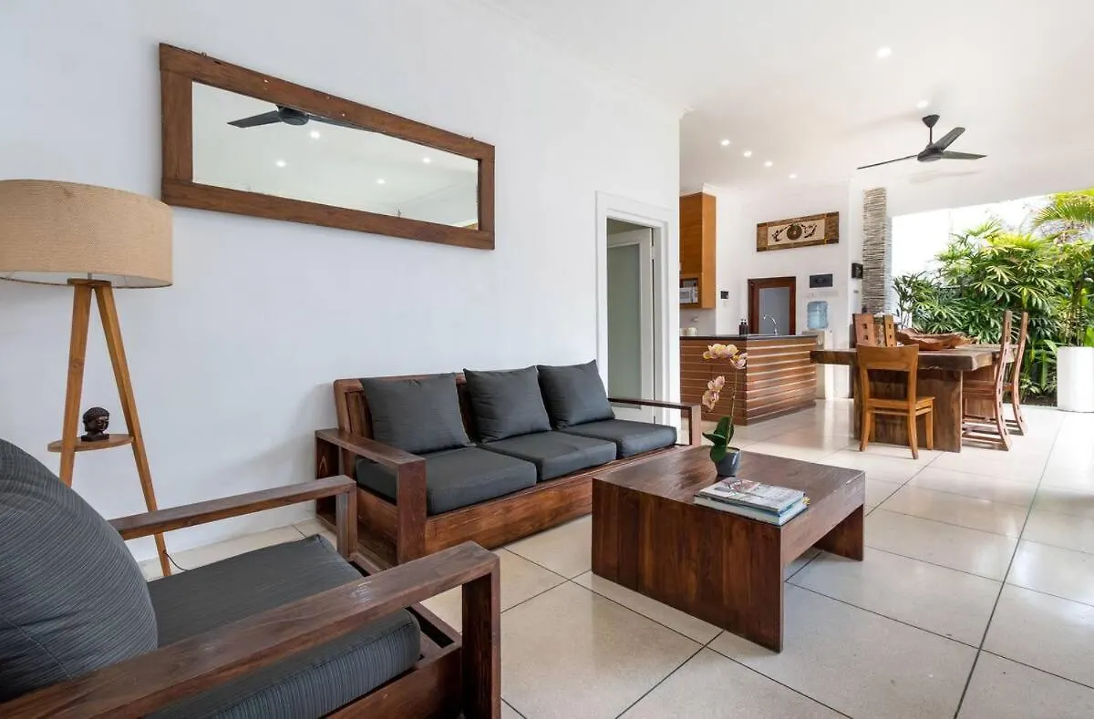 Buddha Beach Villa Seminyak